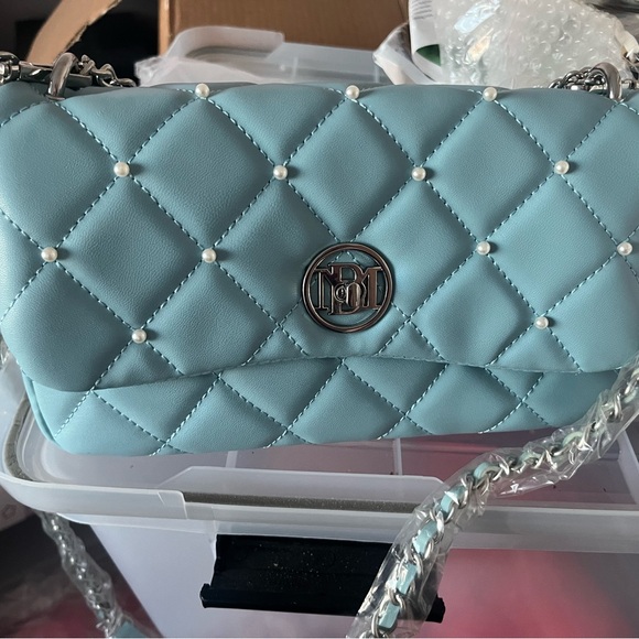 Badgley Mischka Chanel-style Quilted Blue Bag with pearl accents NWT - Picture 3 of 11
